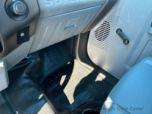 2015 Ford F250HD CREW CAB UTILITY JUST 21k MILES! +SUPER CLEAN UNIT! WOW LOOK INSIDE BOXES! - 22916619 - 82