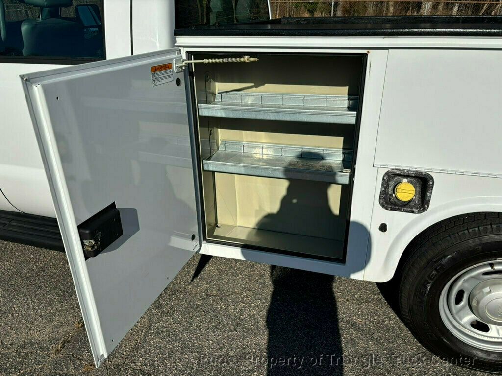 2015 Ford F250HD CREW UTILITY 32k MILES! LIFT GATE! +LOOK INSIDE BOXES! WOW! FINANCE OR LEASE - 22925992 - 9