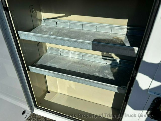 2015 Ford F250HD CREW UTILITY 32k MILES! LIFT GATE! +LOOK INSIDE BOXES! WOW! FINANCE OR LEASE - 22925992 - 11