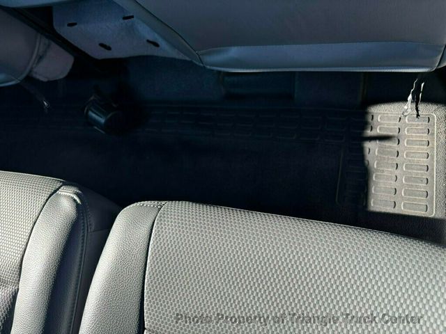 2015 Ford F250HD CREW UTILITY 32k MILES! LIFT GATE! +LOOK INSIDE BOXES! WOW! FINANCE OR LEASE - 22925992 - 22