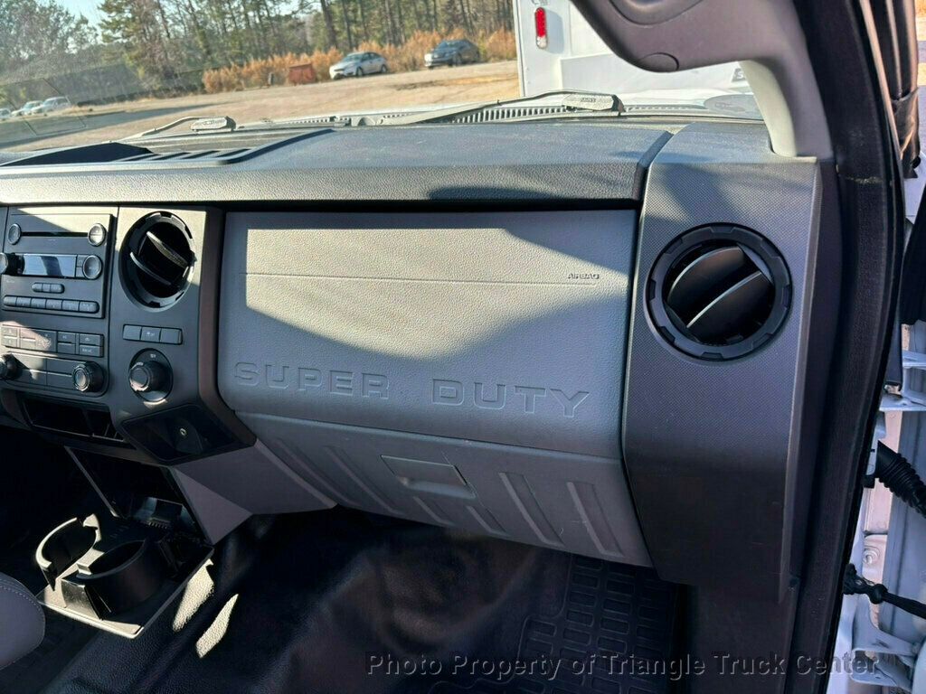 2015 Ford F250HD CREW UTILITY 32k MILES! LIFT GATE! +LOOK INSIDE BOXES! WOW! FINANCE OR LEASE - 22925992 - 35