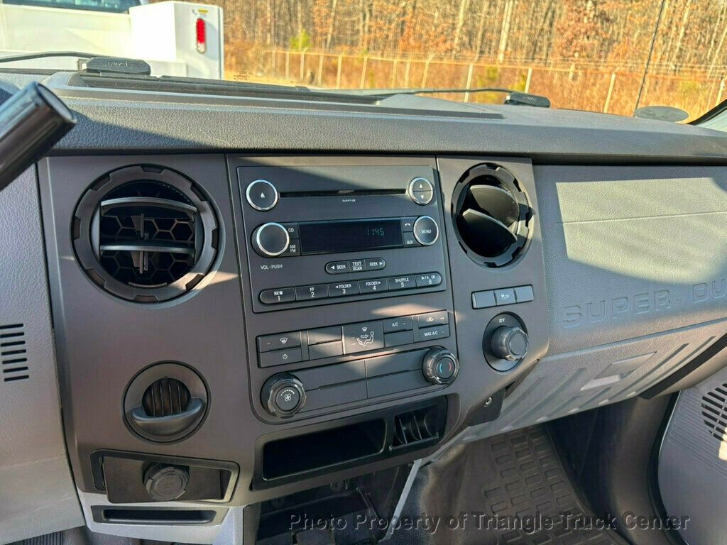 2015 Ford F250HD CREW UTILITY 32k MILES! LIFT GATE! +LOOK INSIDE BOXES! WOW! FINANCE OR LEASE - 22925992 - 51