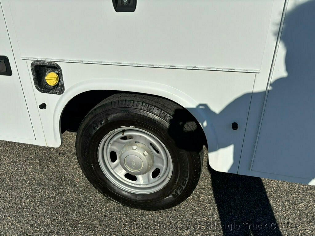 2015 Ford F250HD CREW UTILITY 32k MILES! LIFT GATE! +LOOK INSIDE BOXES! WOW! FINANCE OR LEASE - 22925992 - 65