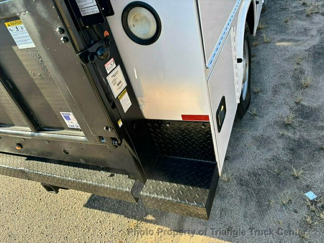 2015 Ford F250HD CREW UTILITY 32k MILES! LIFT GATE! +LOOK INSIDE BOXES! WOW! FINANCE OR LEASE - 22925992 - 70