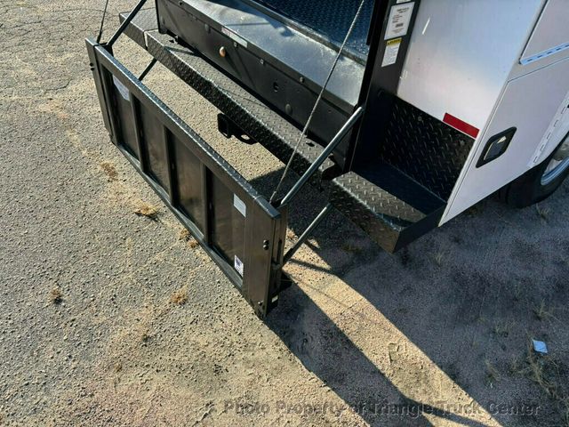 2015 Ford F250HD CREW UTILITY 32k MILES! LIFT GATE! +LOOK INSIDE BOXES! WOW! FINANCE OR LEASE - 22925992 - 78