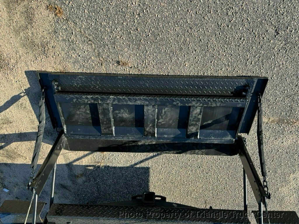 2015 Ford F250HD CREW UTILITY 32k MILES! LIFT GATE! +LOOK INSIDE BOXES! WOW! FINANCE OR LEASE - 22925992 - 81