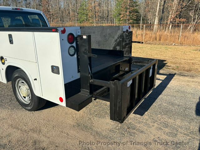 2015 Ford F250HD CREW UTILITY LIFT GATE JUST 53k MILES +FINANCE OR LEASE! - 22925994 - 22