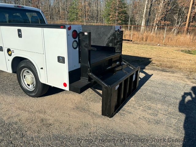 2015 Ford F250HD CREW UTILITY LIFT GATE JUST 53k MILES +FINANCE OR LEASE! - 22925994 - 25