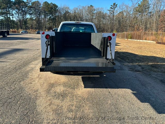 2015 Ford F250HD CREW UTILITY LIFT GATE JUST 53k MILES +FINANCE OR LEASE! - 22925994 - 34