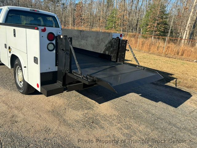 2015 Ford F250HD CREW UTILITY LIFT GATE JUST 53k MILES +FINANCE OR LEASE! - 22925994 - 35