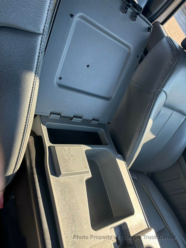 2015 Ford F250HD CREW UTILITY LIFT GATE JUST 53k MILES +FINANCE OR LEASE! - 22925994 - 54