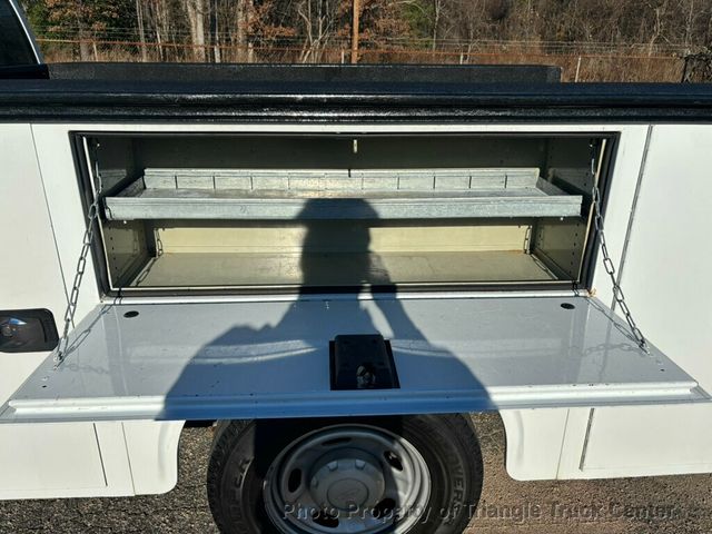 2015 Ford F250HD CREW UTILITY LIFT GATE JUST 53k MILES +FINANCE OR LEASE! - 22925994 - 7