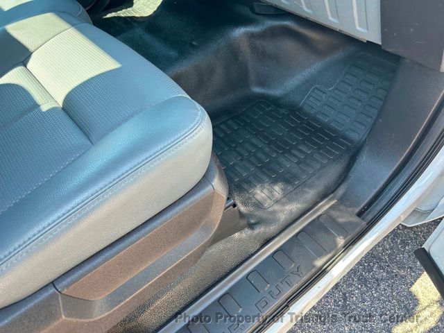 2015 Ford F250HD JUST 14k MILES! SERVICE UTILITY! +SUPER NICE UNIT! - 22872899 - 34