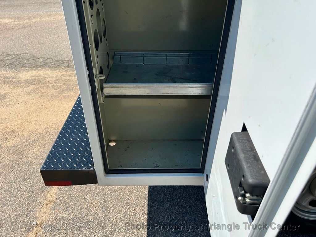 2015 Ford F250HD JUST 14k MILES! SERVICE UTILITY! +SUPER NICE UNIT! - 22872899 - 42