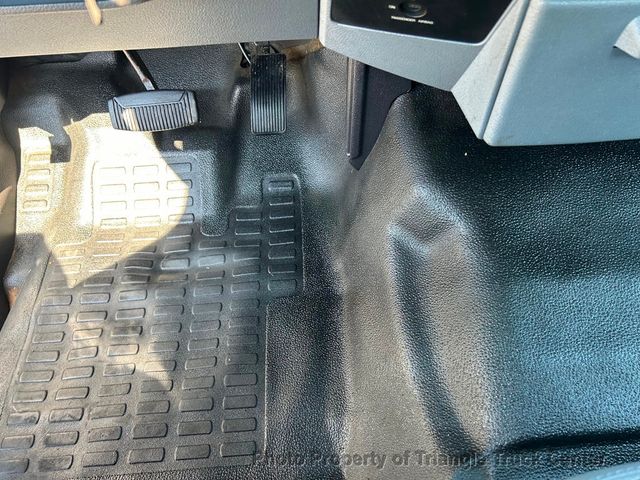 2015 Ford F250HD JUST 14k MILES! SERVICE UTILITY! +SUPER NICE UNIT! - 22872899 - 69