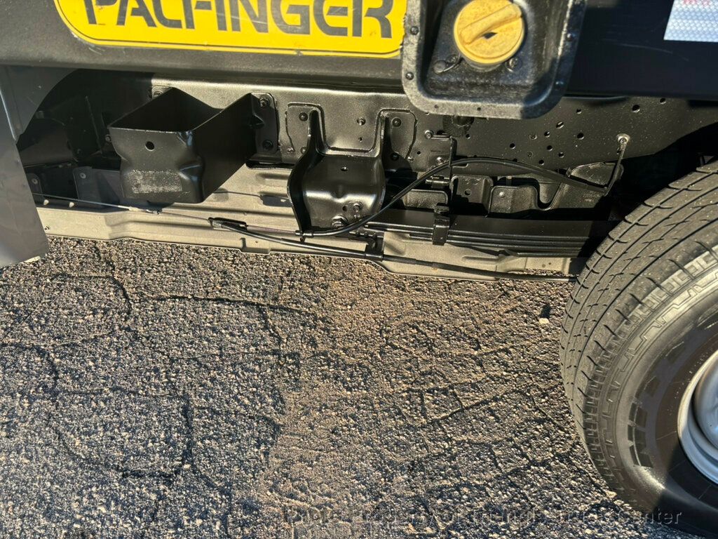 2015 Ford F250HD STAKE LIFT GATE JUST 71k MILES! +SUPER NICE UNIT! HARD TO FIND WITH GATE & HITCH - 22961302 - 11