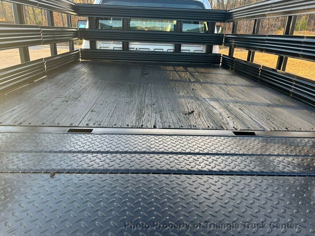 2015 Ford F250HD STAKE LIFT GATE JUST 71k MILES! +SUPER NICE UNIT! HARD TO FIND WITH GATE & HITCH - 22961302 - 21