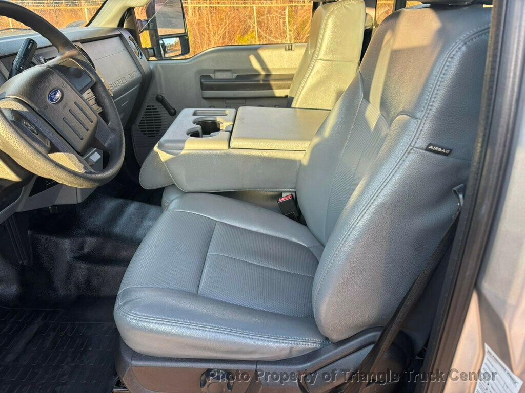 2015 Ford F250HD STAKE LIFT GATE JUST 71k MILES! +SUPER NICE UNIT! HARD TO FIND WITH GATE & HITCH - 22961302 - 24