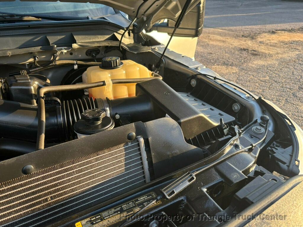 2015 Ford F250HD STAKE LIFT GATE JUST 71k MILES! +SUPER NICE UNIT! HARD TO FIND WITH GATE & HITCH - 22961302 - 34