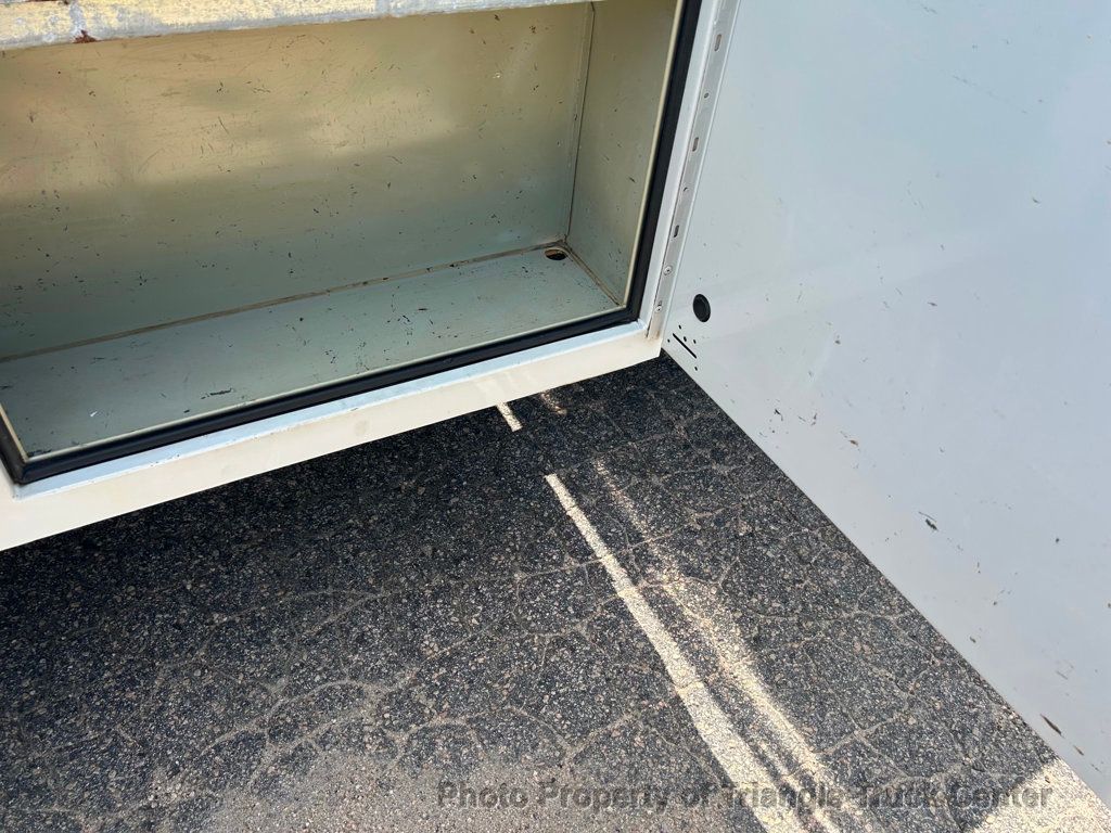 2015 Ford F250HD UTILITY +SUPER CLEAN UNIT! - 22864581 - 44