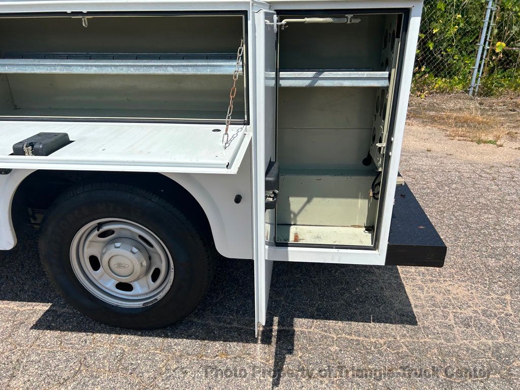 2015 Ford F250HD UTILITY +SUPER CLEAN UNIT! - 22864581 - 47