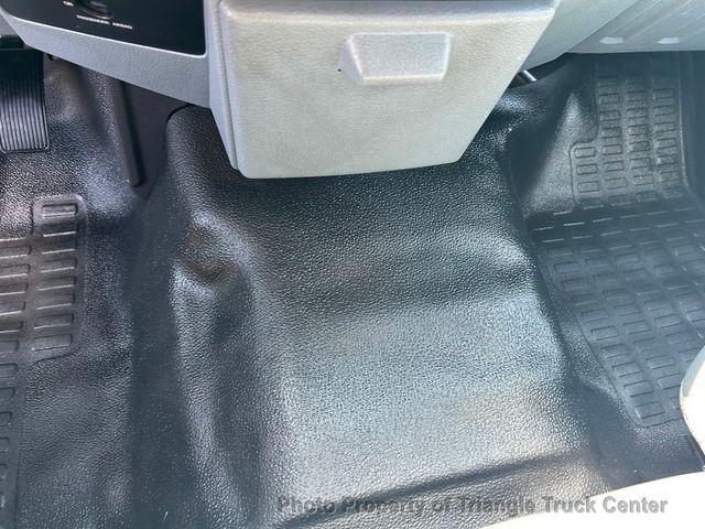 2015 Ford F250HD UTILITY JUST 17k MILES! ++E-LOCK AXLE! FACTORY HITCH & BRAKE CONTROLLER - 22854348 - 16