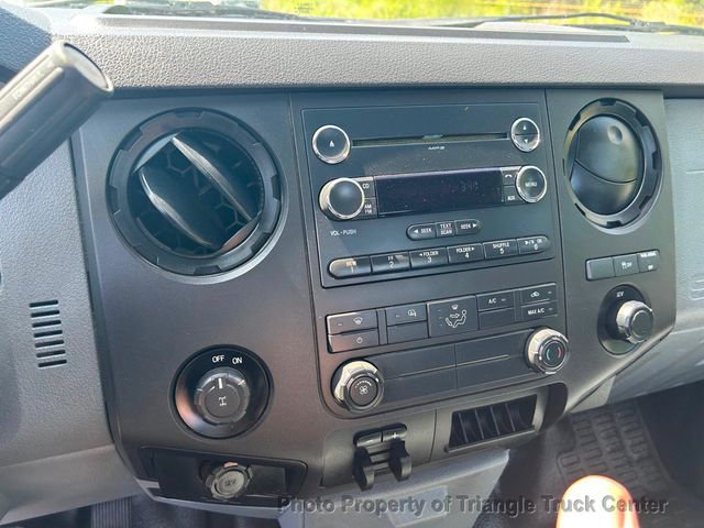 2015 Ford F250HD UTILITY JUST 17k MILES! ++E-LOCK AXLE! FACTORY HITCH & BRAKE CONTROLLER - 22854348 - 83