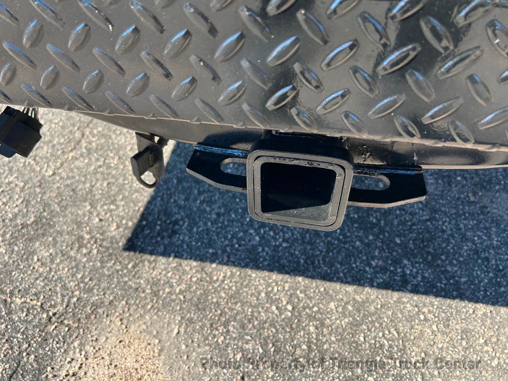 2015 Ford F250HD UTILITY JUST 35k MILES! HITCH! ++POWER EQUIPMENT! SUPER CLEAN UNIT! FINANCE OR LEASE! - 22879123 - 9