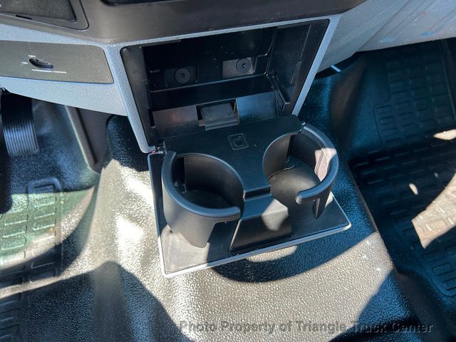 2015 Ford F250HD UTILITY JUST 35k MILES! HITCH! ++POWER EQUIPMENT! SUPER CLEAN UNIT! FINANCE OR LEASE! - 22879123 - 14