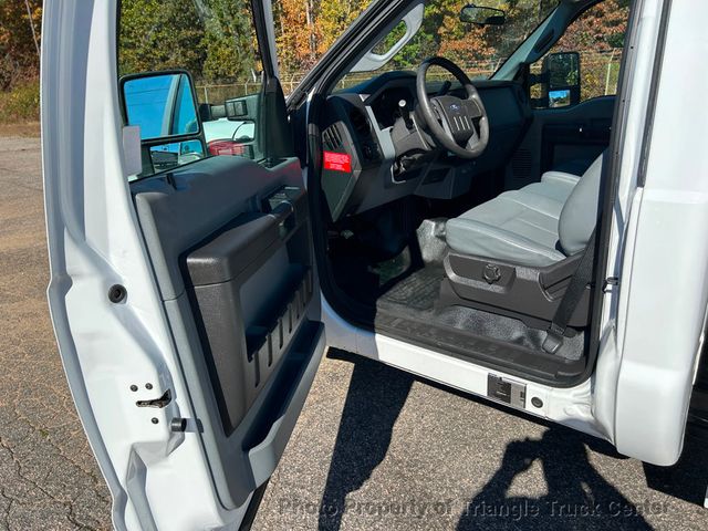 2015 Ford F250HD UTILITY JUST 35k MILES! HITCH! ++POWER EQUIPMENT! SUPER CLEAN UNIT! FINANCE OR LEASE! - 22879123 - 23