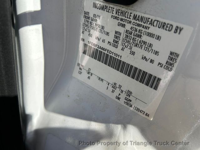 2015 Ford F250HD UTILITY JUST 35k MILES! HITCH! ++POWER EQUIPMENT! SUPER CLEAN UNIT! FINANCE OR LEASE! - 22879123 - 24