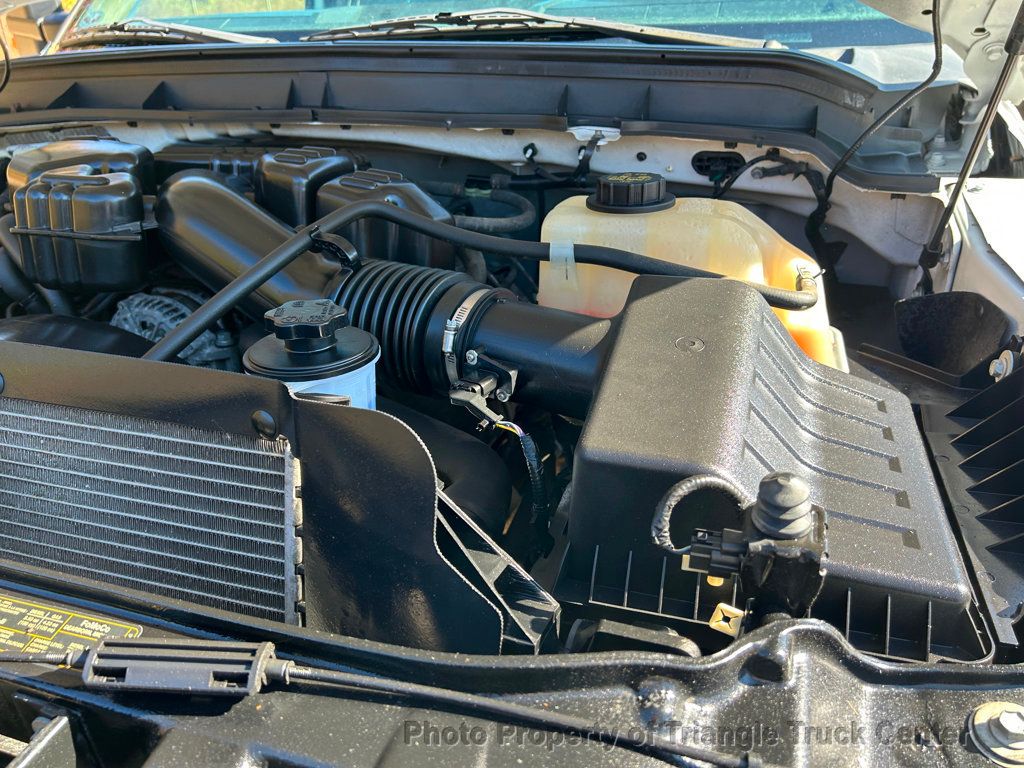 2015 Ford F250HD UTILITY JUST 35k MILES! HITCH! ++POWER EQUIPMENT! SUPER CLEAN UNIT! FINANCE OR LEASE! - 22879123 - 26