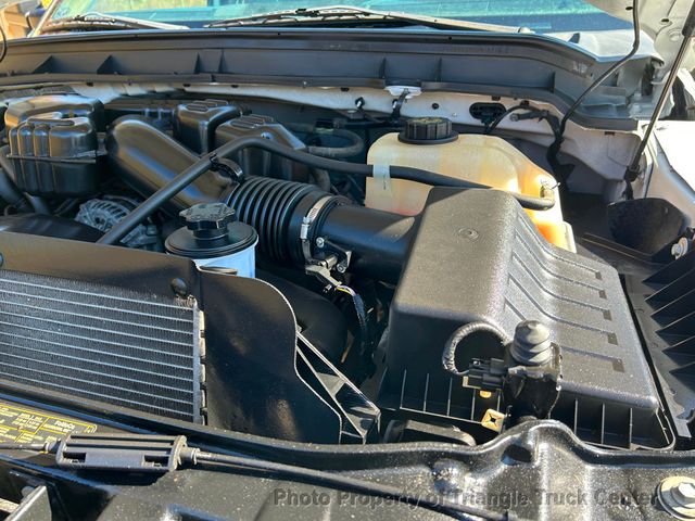 2015 Ford F250HD UTILITY JUST 35k MILES! HITCH! ++POWER EQUIPMENT! SUPER CLEAN UNIT! FINANCE OR LEASE! - 22879123 - 26