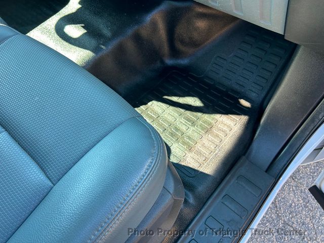 2015 Ford F250HD UTILITY JUST 35k MILES! HITCH! ++POWER EQUIPMENT! SUPER CLEAN UNIT! FINANCE OR LEASE! - 22879123 - 36