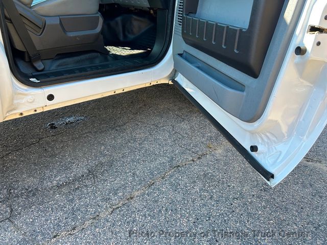 2015 Ford F250HD UTILITY JUST 35k MILES! HITCH! ++POWER EQUIPMENT! SUPER CLEAN UNIT! FINANCE OR LEASE! - 22879123 - 41
