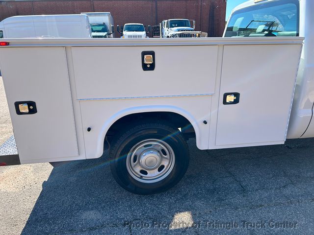 2015 Ford F250HD UTILITY JUST 35k MILES! HITCH! ++POWER EQUIPMENT! SUPER CLEAN UNIT! FINANCE OR LEASE! - 22879123 - 42