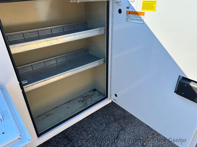 2015 Ford F250HD UTILITY JUST 35k MILES! HITCH! ++POWER EQUIPMENT! SUPER CLEAN UNIT! FINANCE OR LEASE! - 22879123 - 47