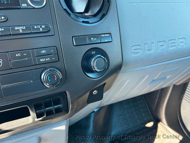 2015 Ford F250HD UTILITY JUST 35k MILES! HITCH! ++POWER EQUIPMENT! SUPER CLEAN UNIT! FINANCE OR LEASE! - 22879123 - 72