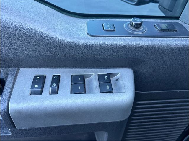 2015 Ford F350 Super Duty Crew Cab LARIAT DUALLY 4X4 DIESEL NAV BACK UP CAM CLEAN - 23016938 - 10