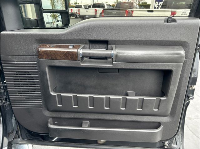 2015 Ford F350 Super Duty Crew Cab PLATINUM DUALLY 4X4 DIESEL NAV BACK UP CAM CLEAN - 22988669 - 26