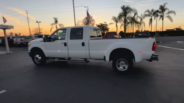 2015 Ford F350 Super Duty Crew Cab XLT DUALLY 4X4 DIESEL CLEAN - 22758343 - 5