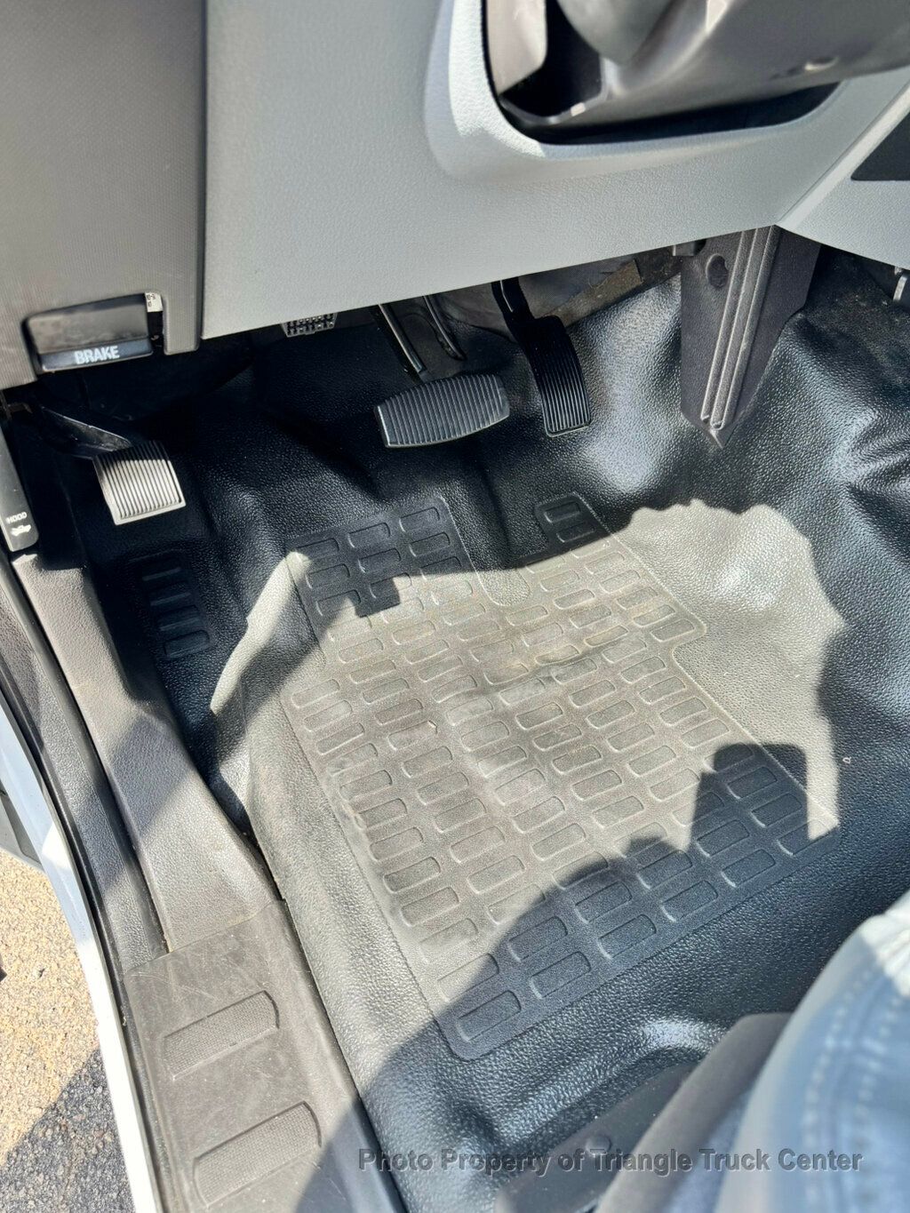 2015 Ford F350HD 12+ FOOT DECK LIFT GATE  - 22985901 - 11