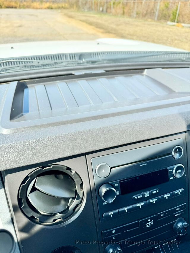 2015 Ford F350HD 12+ FOOT DECK LIFT GATE  - 22985901 - 50