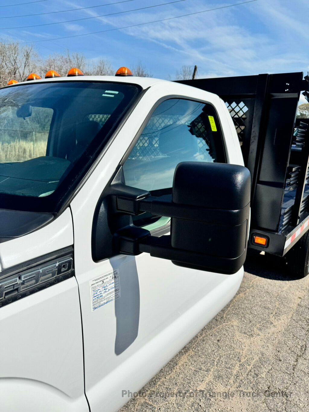 2015 Ford F350HD 12+ FOOT DECK LIFT GATE  - 22985901 - 60