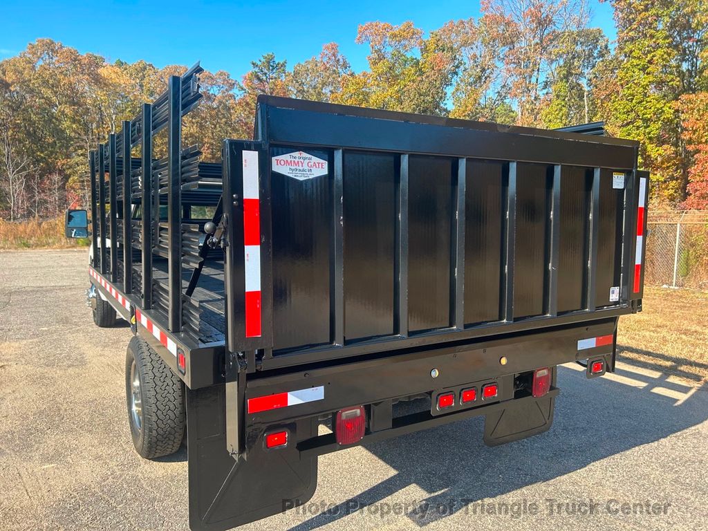 2015 Ford F350HD 12+ FOOT RACK JUST 8k MILES! LIFT GATE HEAVY SPEC 14k GVW! SUPER CLEAN LOW MILEAGE UNIT! - 22152526 - 93