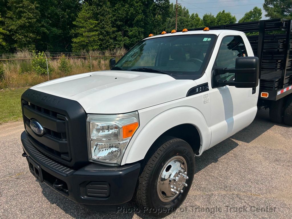2015 Ford F350HD 12+ FOOT STAKE WITH LIFT GATE JUST 18k MI! SUPER CLEAN ONE OWNER! HEAVY SPEC 14,000 GVW! - 21951288 - 50