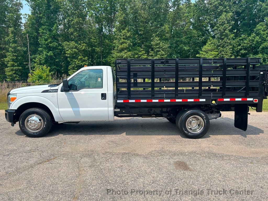 2015 Ford F350HD 12+ FOOT STAKE WITH LIFT GATE JUST 18k MI! SUPER CLEAN ONE OWNER! HEAVY SPEC 14,000 GVW! - 21951288 - 53