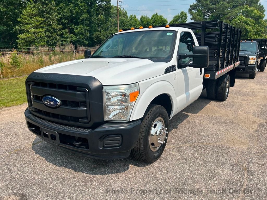 2015 Ford F350HD 12+ FOOT STAKE WITH LIFT GATE JUST 18k MI! SUPER CLEAN ONE OWNER! HEAVY SPEC 14,000 GVW! - 21951288 - 56