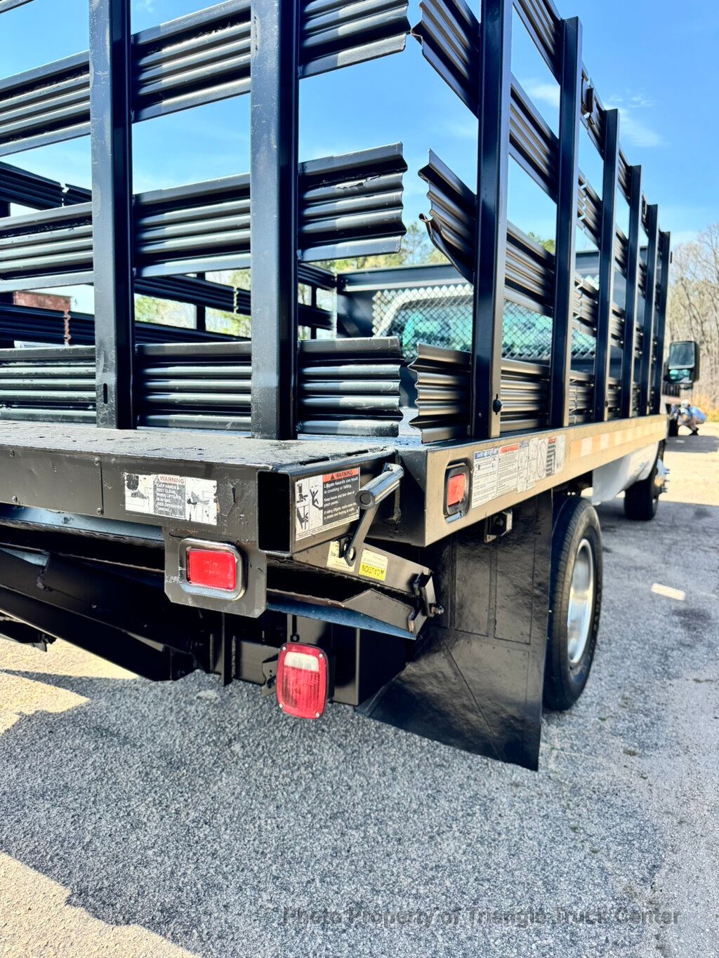 2015 Ford F350HD 12+ FOOT STEEL DECK LIFT GATE HEAVY SPEC 14,000 GVW! TALL STAKE SIDES - 22985901 - 44