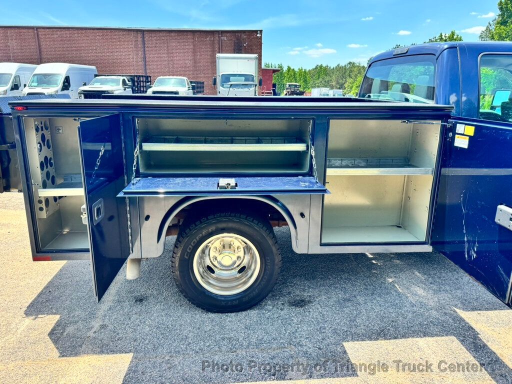 2015 Ford F350HD CREW CAB UTILITY DRW JUST 45k MILES! LIFT GATE! LIMITED SLIP AXLE! - 23029950 - 16